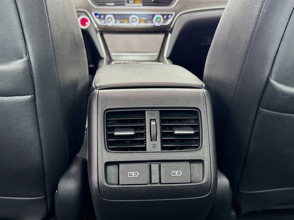 Used 2022 Honda Accord Touring image 32