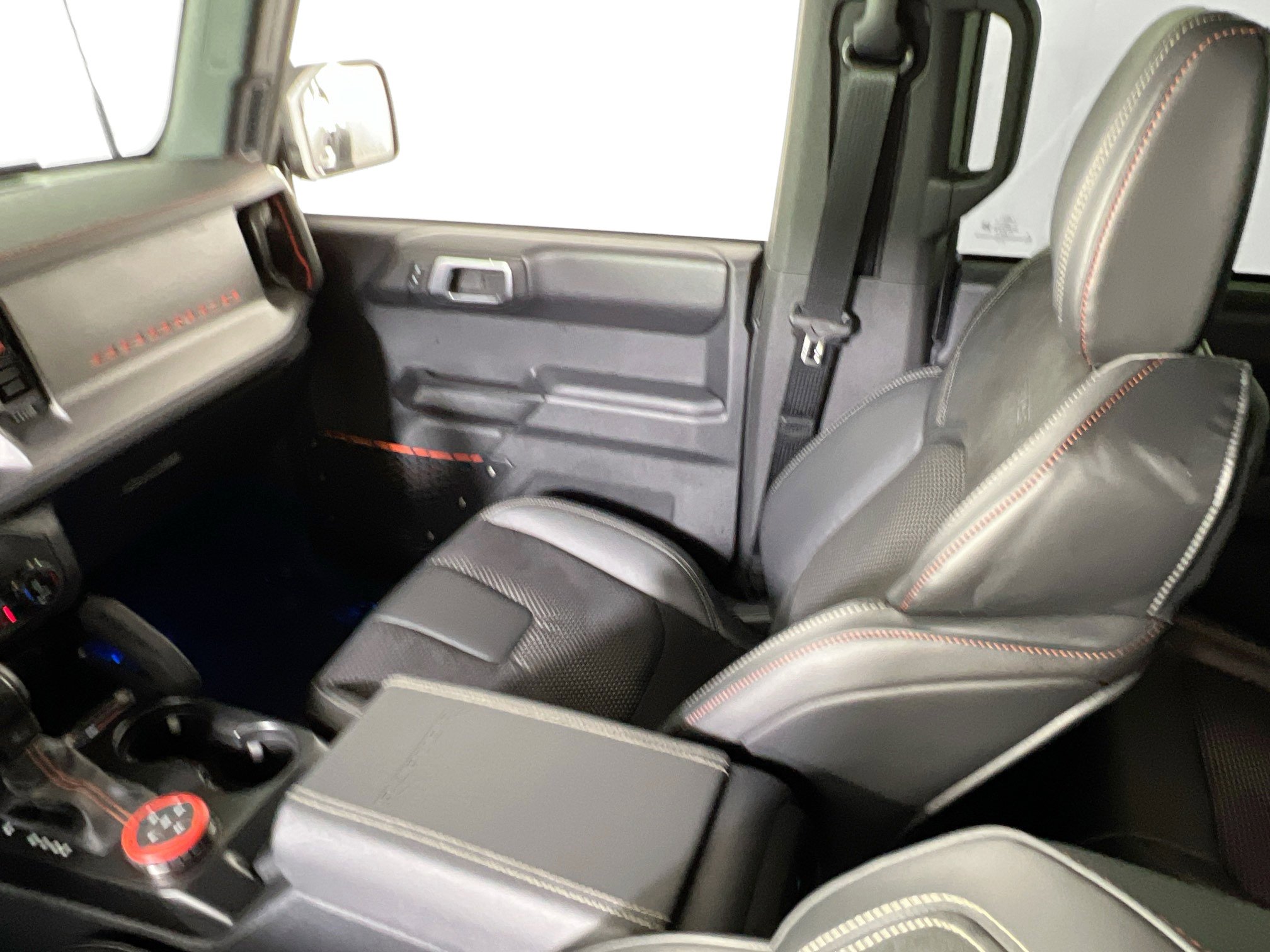 Used 2025 Ford Bronco Raptor w/ Interior Carbon Fiber Pack image 23