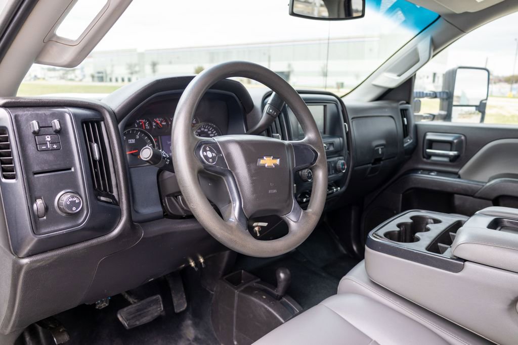 Used 2019 Chevrolet Silverado 3500 W/T w/ WT Convenience Package image 9