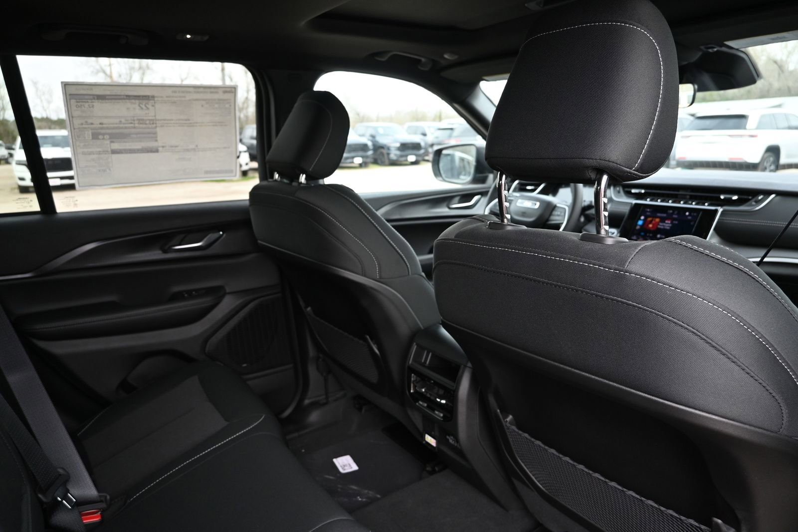 New 2026 Jeep Grand Cherokee Laredo image 22