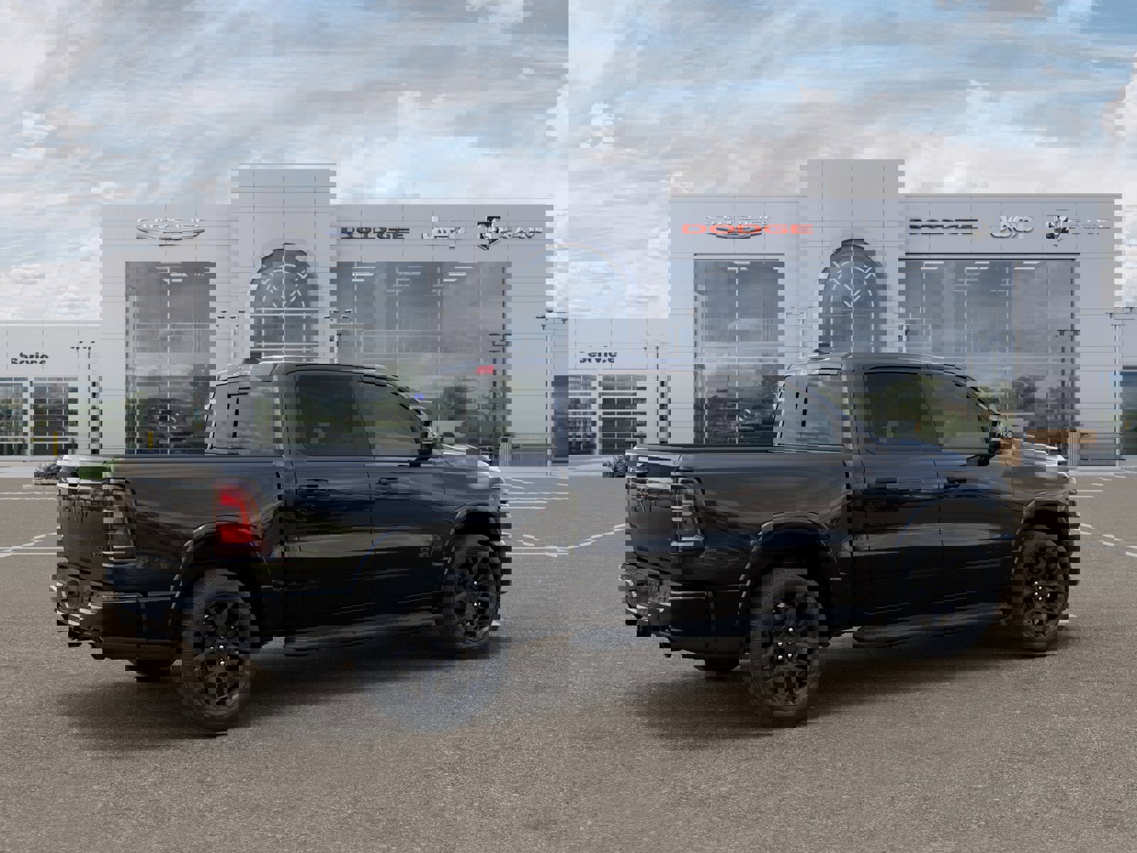 New 2026 RAM 1500 Laramie AWD/4WD image 4