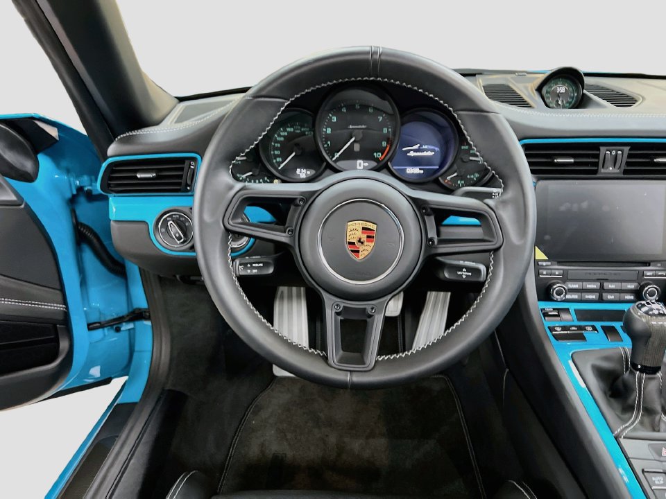 Certified 2019 Porsche 911 Speedster RWD image 12