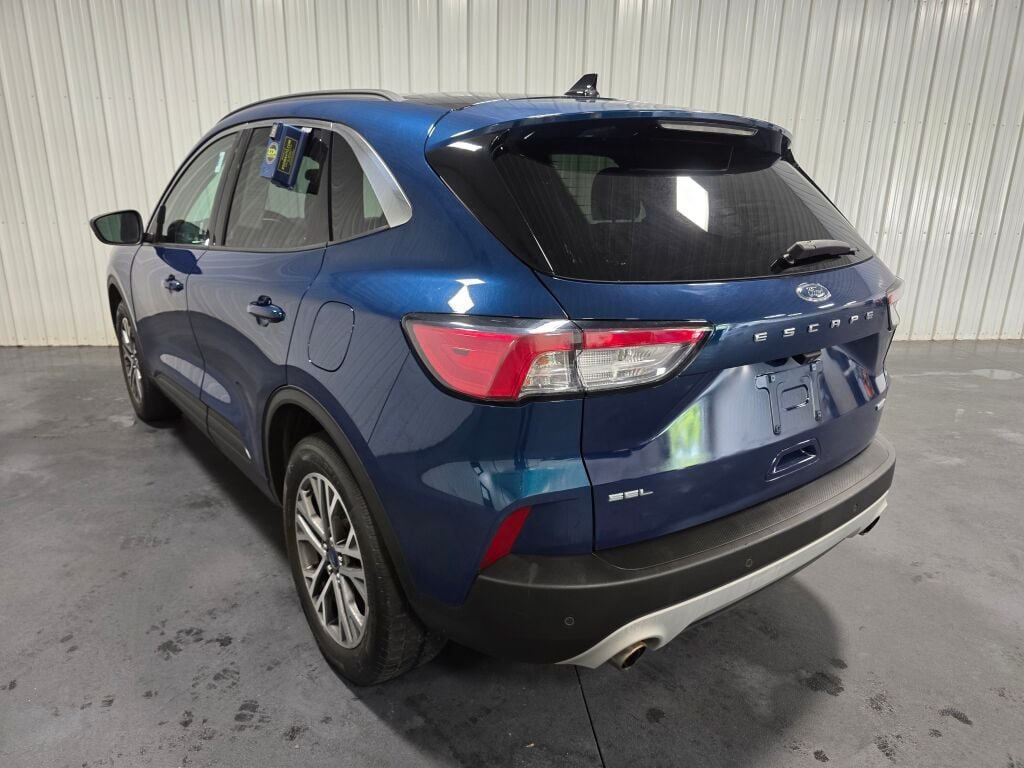 Used 2020 Ford Escape SEL AWD/4WD image 3