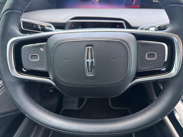 Certified 2025 Lincoln Nautilus Premier AWD/4WD image 28