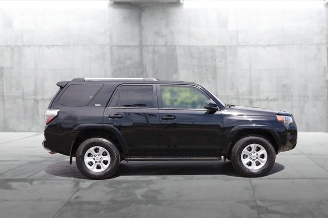 Used 2023 Toyota 4Runner SR5 AWD/4WD image 5