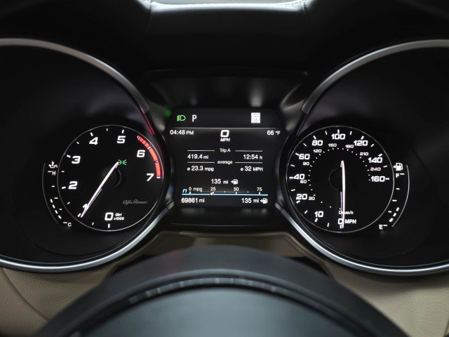 Used 2021 Alfa Romeo Stelvio Ti w/ Premium Package AWD/4WD image 25