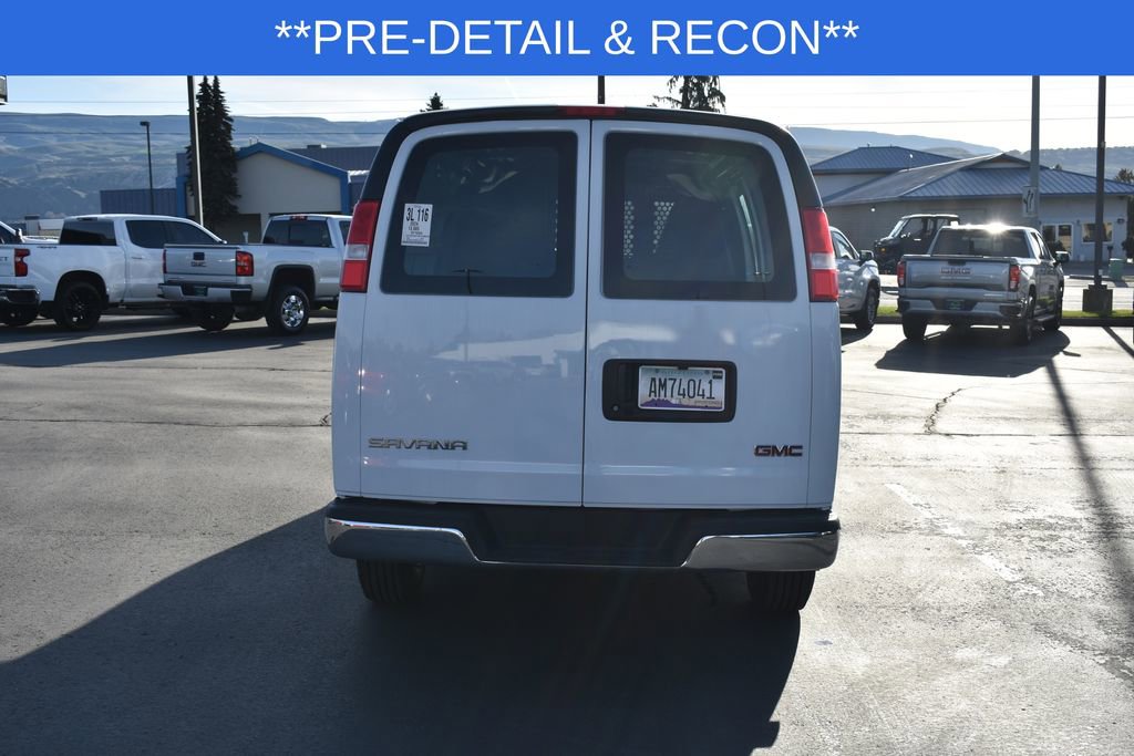 Used 2024 GMC Savana 2500 w/ Driver Convenience Package image 4