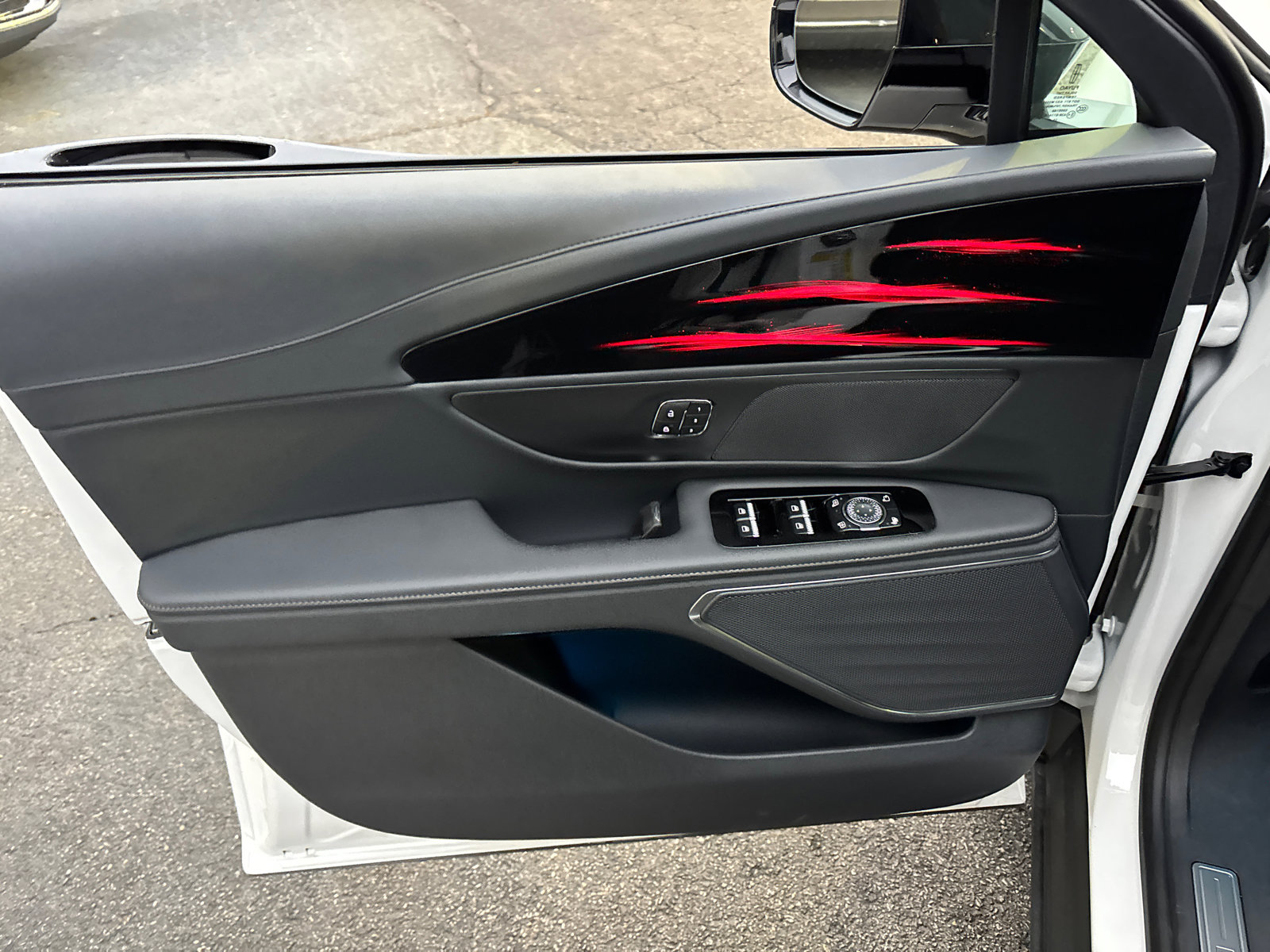 New 2026 Lincoln Nautilus Premier image 11