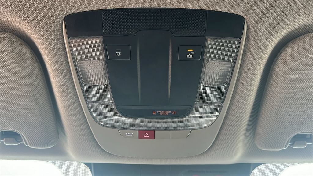Used 2024 Kia Sorento S FWD image 28