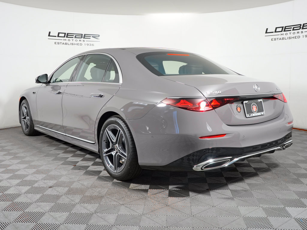 New 2027 Mercedes-Benz S 580 4MATIC Sedan image 3