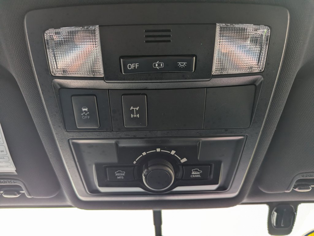 Used 2016 Toyota Tacoma TRD Off-Road image 21