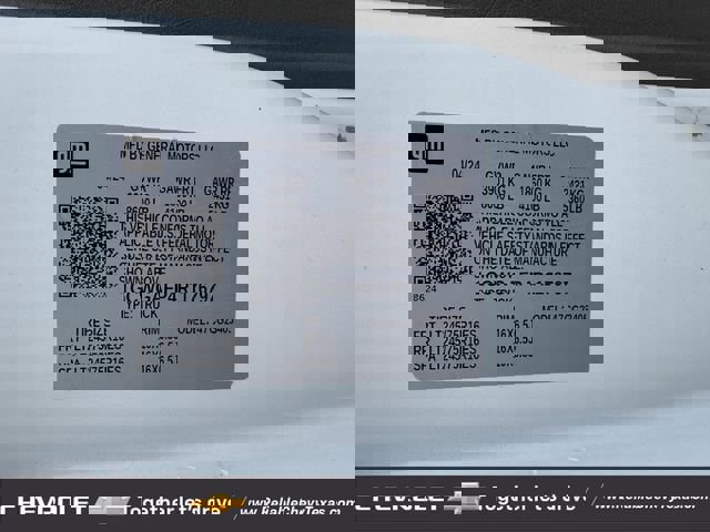 Used 2024 Chevrolet Express 2500 w/ Driver Convenience Package image 33