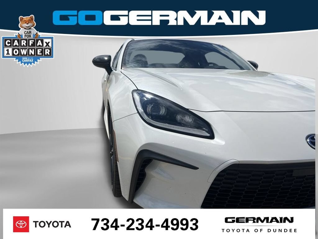 Used 2024 Toyota GR86 Premium RWD image 14