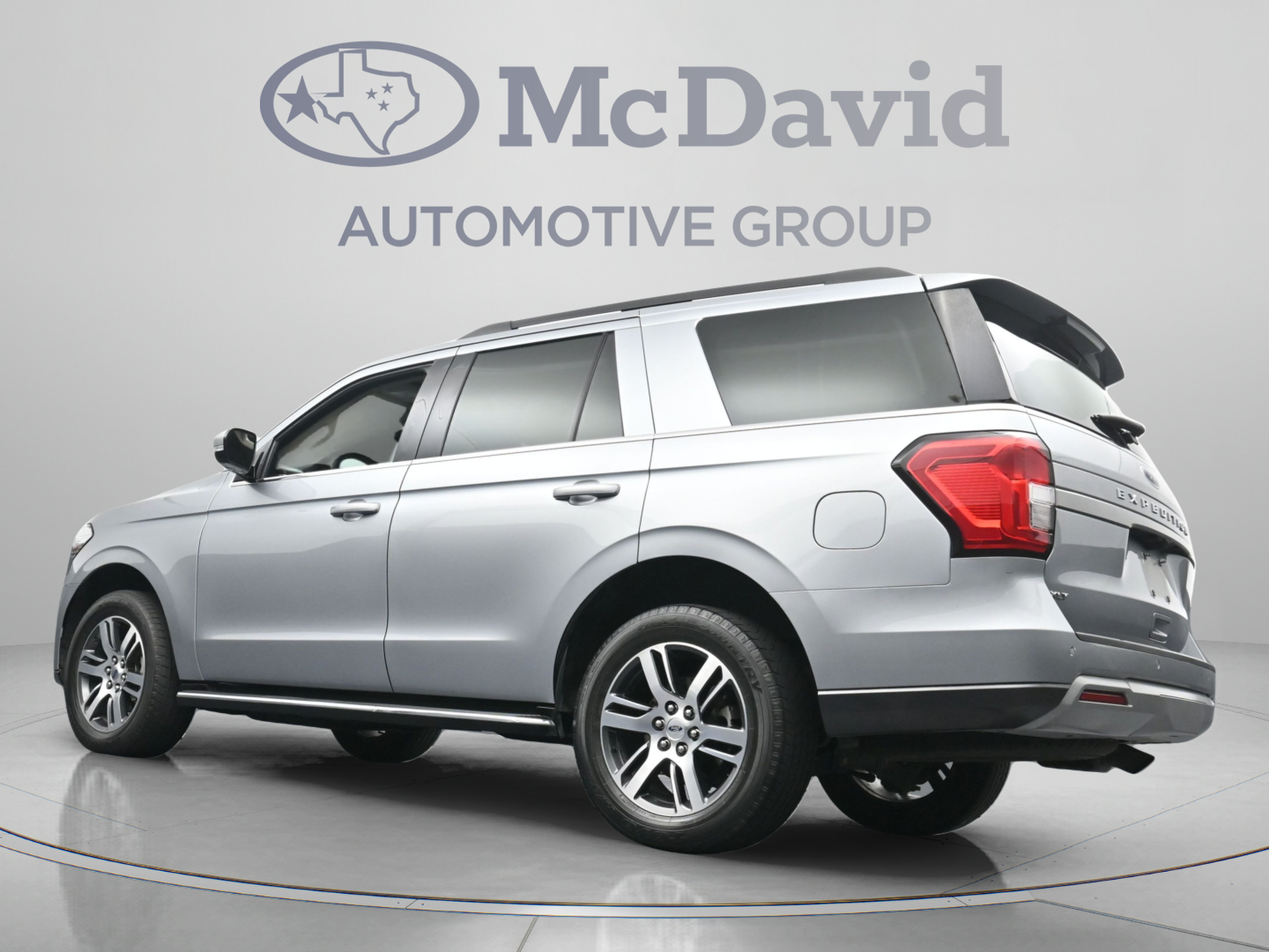 Used 2023 Ford Expedition XLT RWD image 30