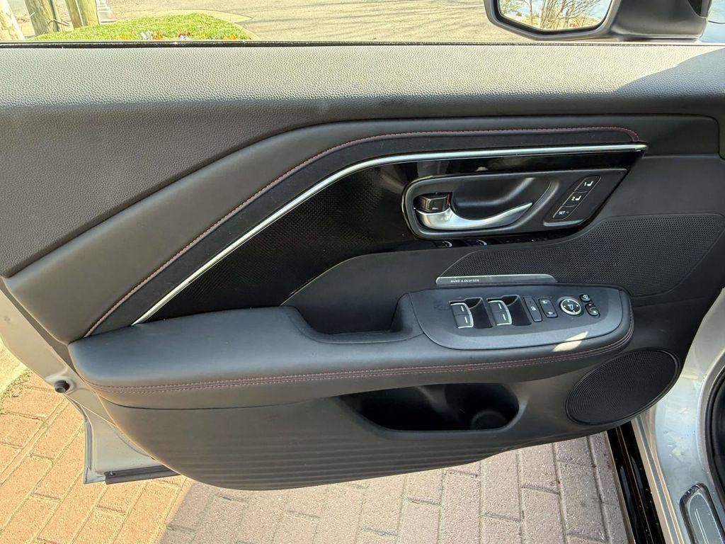 Used 2025 Acura ADX A-Spec image 10