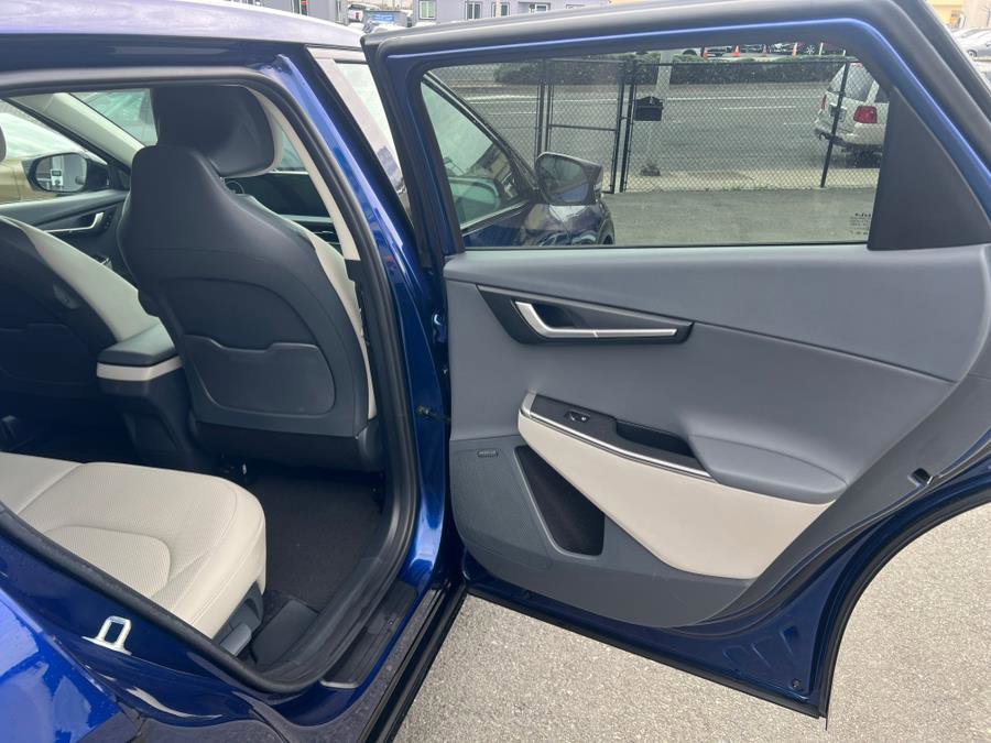 Used 2024 Kia EV6 Wind image 41