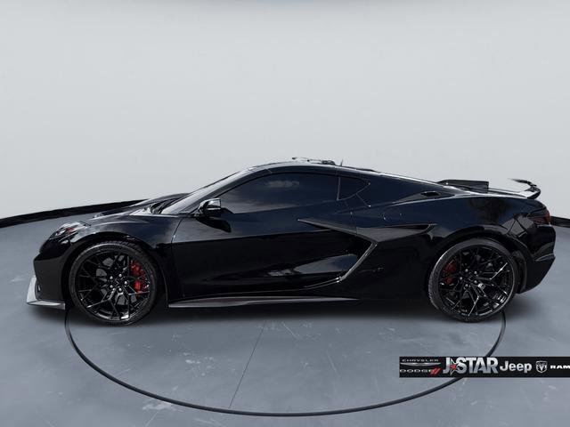 Used 2026 Chevrolet Corvette ZR1 w/ Stealth Interior Trim Package RWD image 5