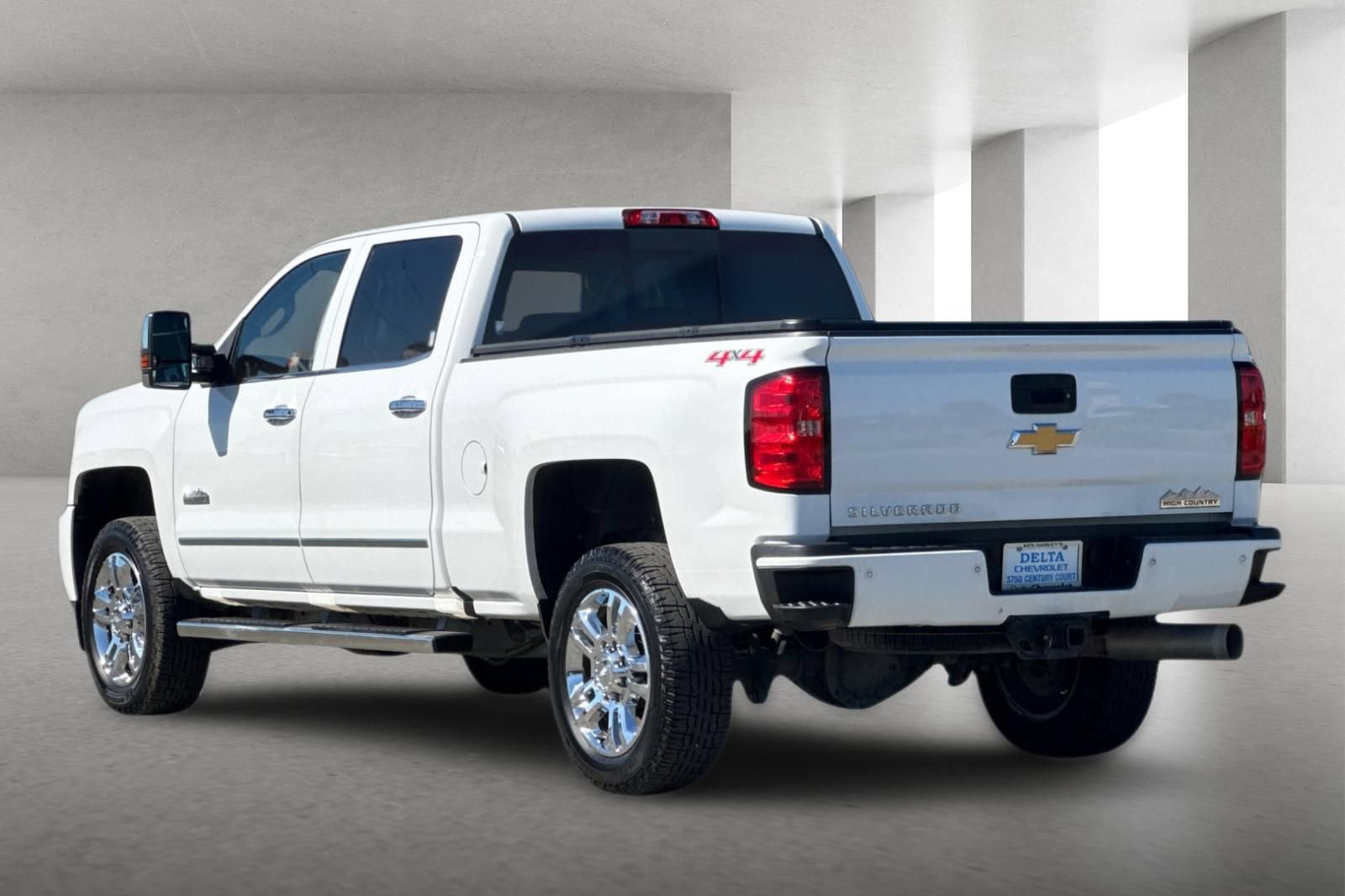 Used 2017 Chevrolet Silverado 2500 High Country w/ Duramax Plus Package AWD/4WD image 6