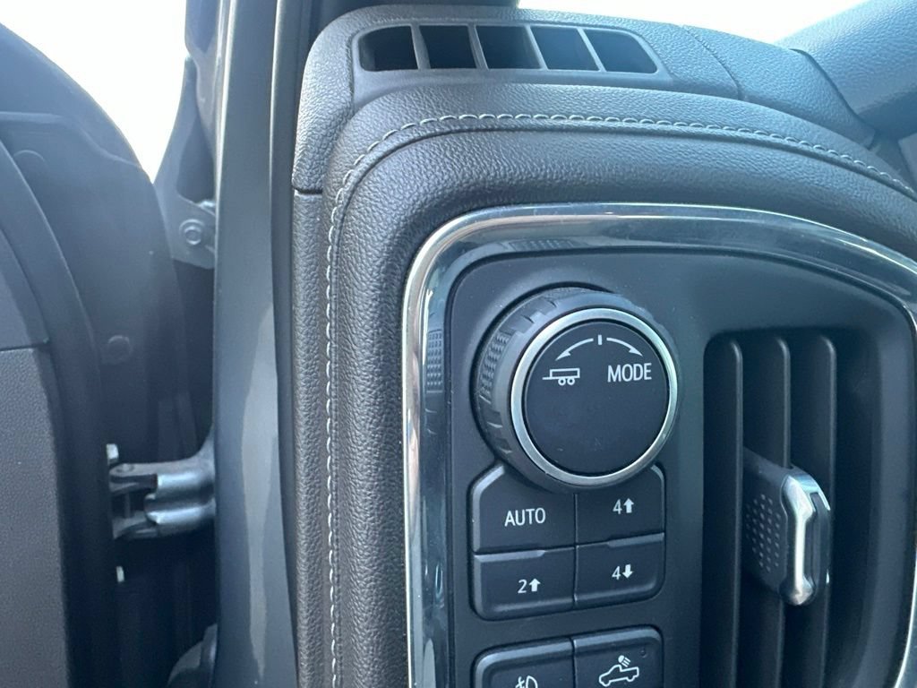 Used 2021 Chevrolet Silverado 1500 RST w/ Z71 Off-Road Package AWD/4WD image 10