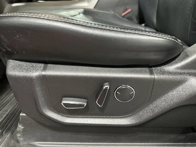Used 2019 Ford F350 Lariat w/ Lariat Ultimate Package AWD/4WD image 18