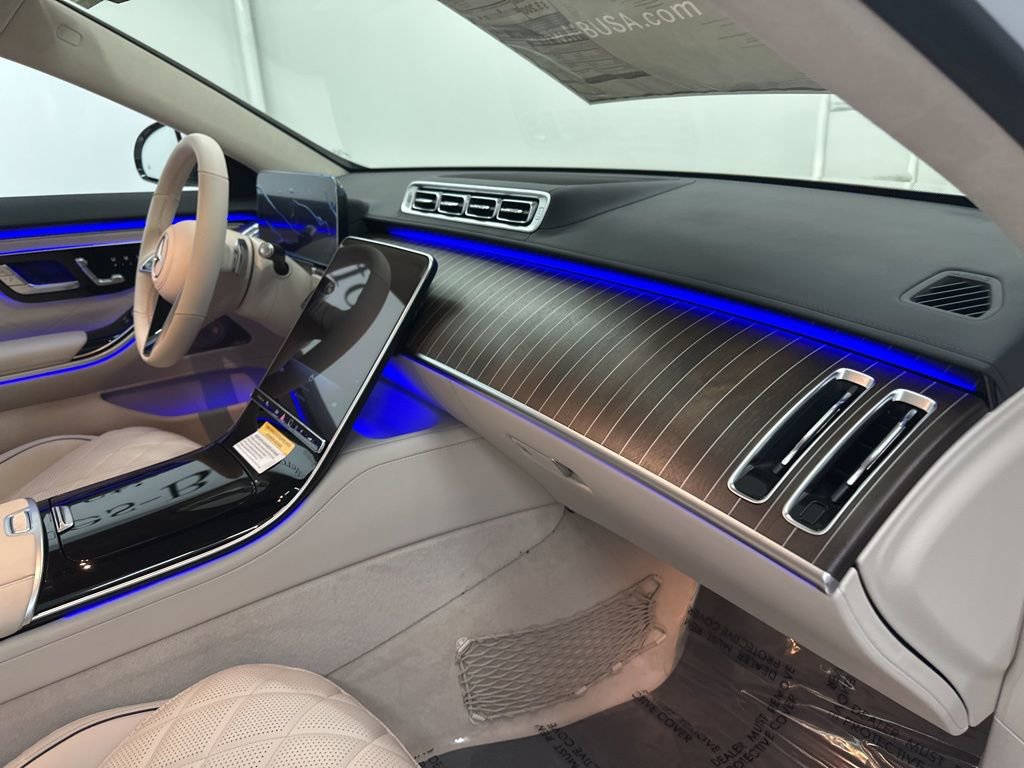 Used 2025 Mercedes-Benz S 580 4MATIC Sedan image 26