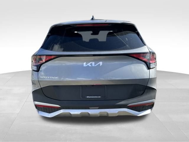 Used 2025 Kia Sportage LX image 7