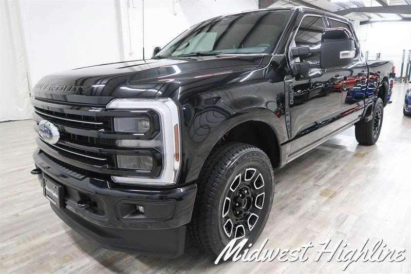 Used 2025 Ford F350 Platinum w/ FX4 Off-Road Package AWD/4WD image 13