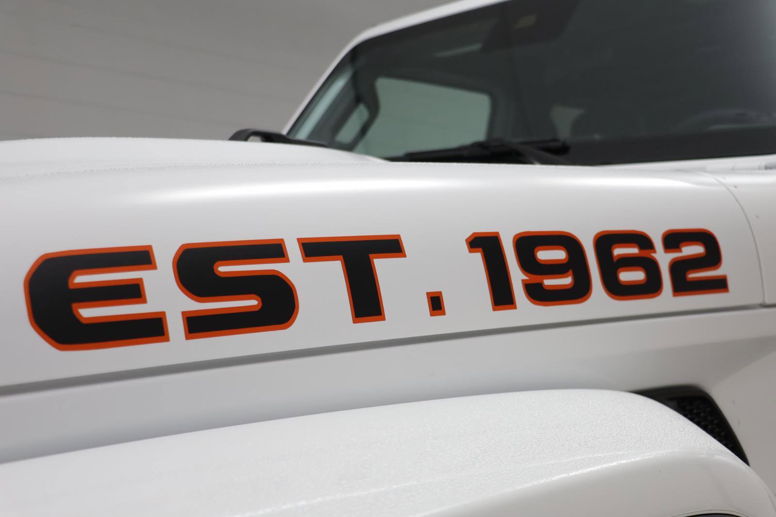 Used 2025 Jeep Gladiator Sport image 4