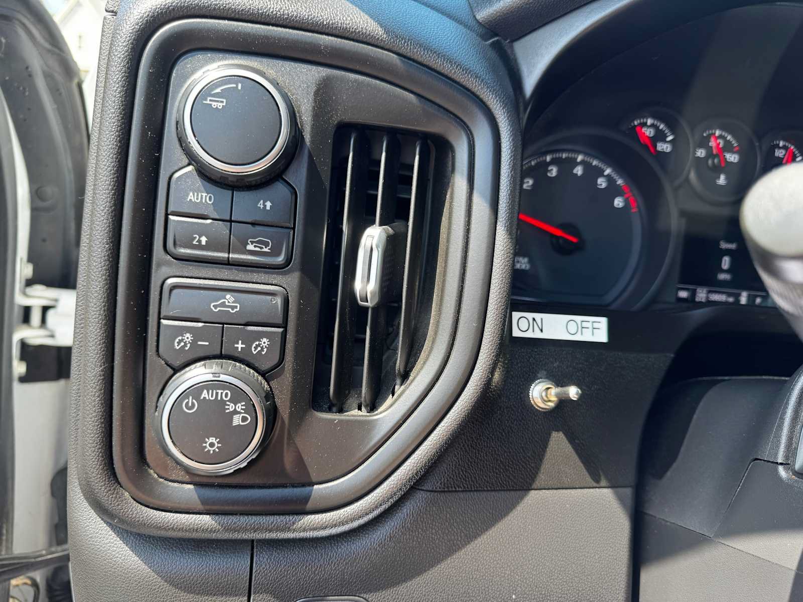 Used 2021 Chevrolet Silverado 1500 Custom AWD/4WD image 7