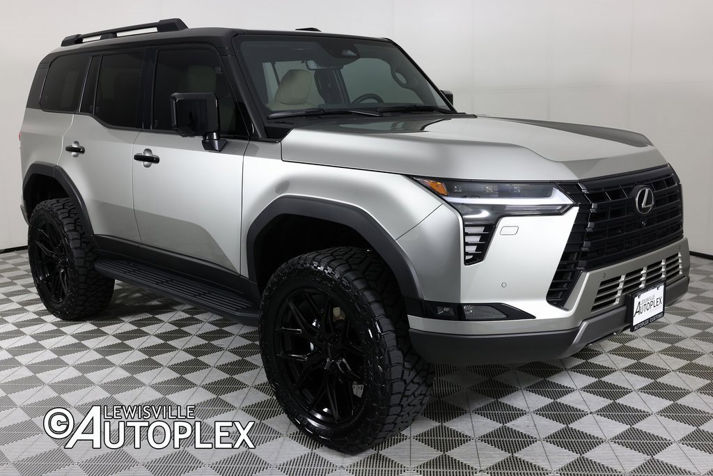 Used 2025 Lexus GX 550 image 4