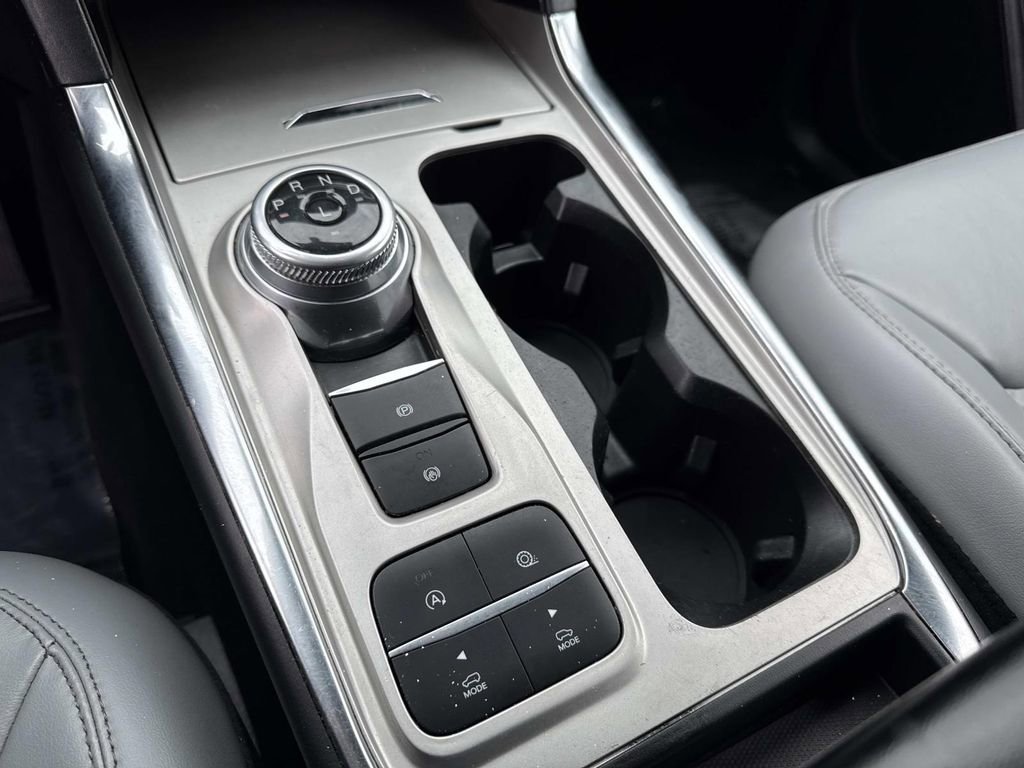 Used 2021 Ford Explorer XLT w/ Equipment Group 202A image 27