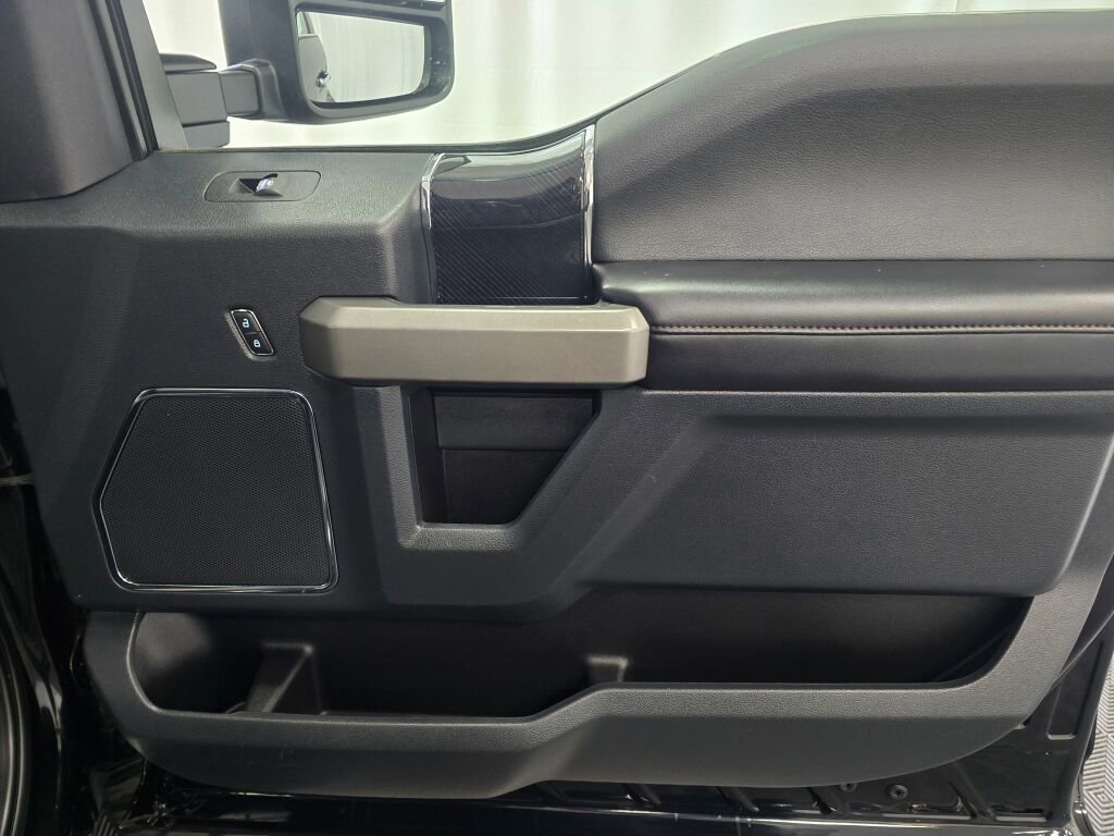 Used 2022 Ford F350 Platinum image 28