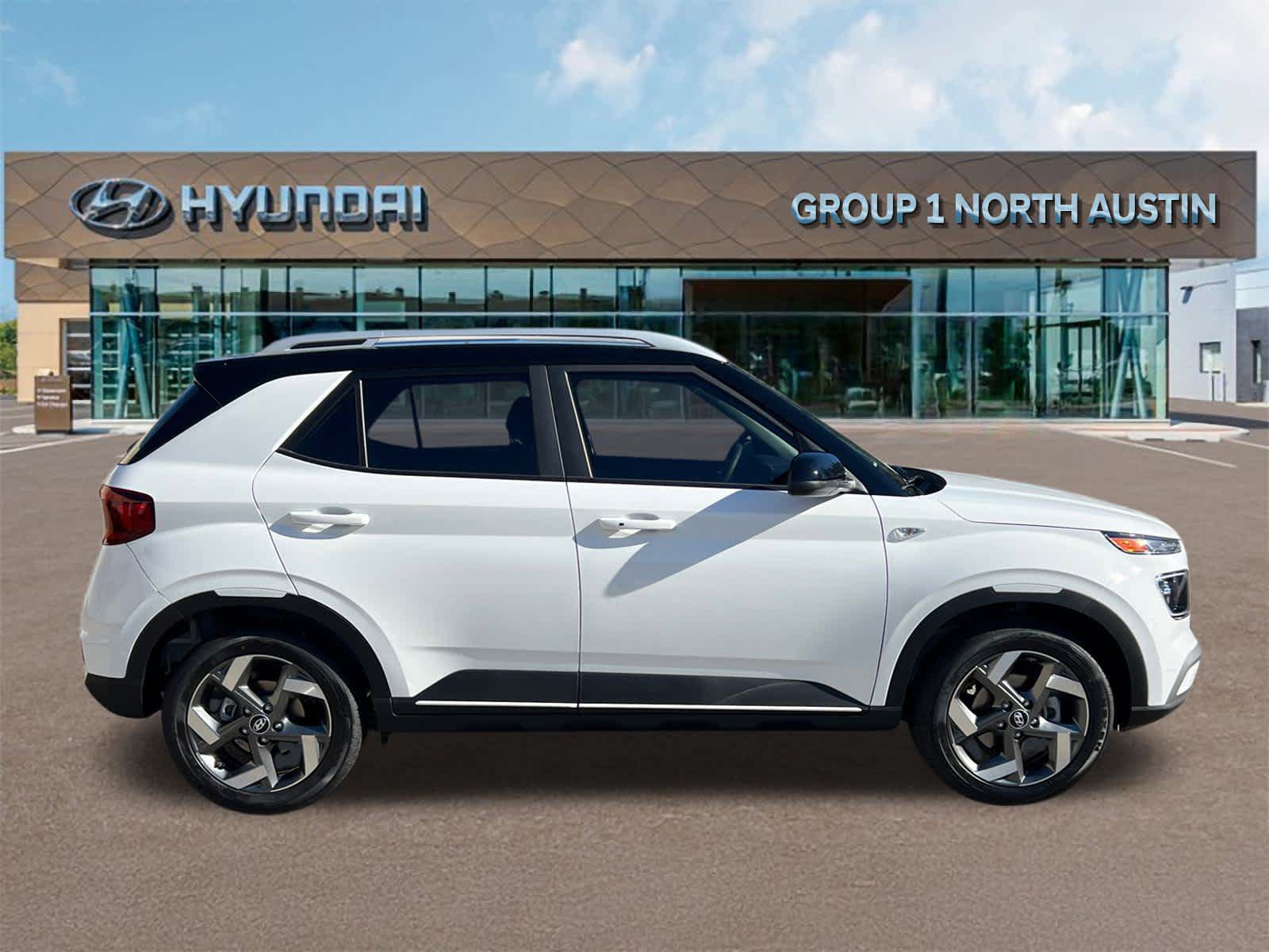 Used 2025 Hyundai Venue Limited FWD image 4