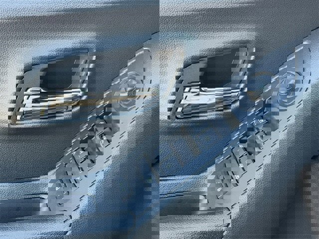 Used 2022 Chevrolet Trax LT w/ LT Convenience Package image 22