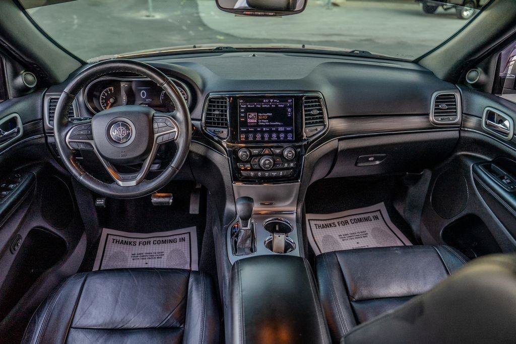 Used 2019 Jeep Grand Cherokee Limited AWD/4WD image 16