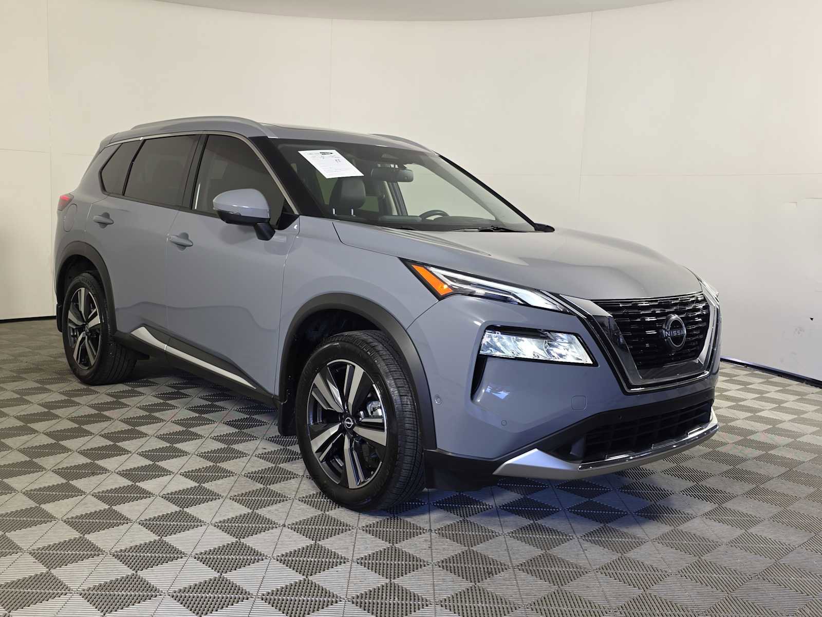 Used 2023 Nissan Rogue Platinum w/ Platinum Premium Package