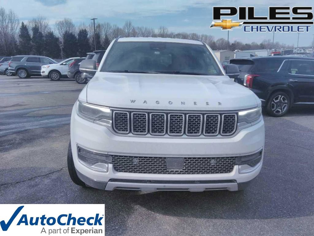 Used 2024 Jeep Wagoneer Series II w/ Flexible Seating Group image 1