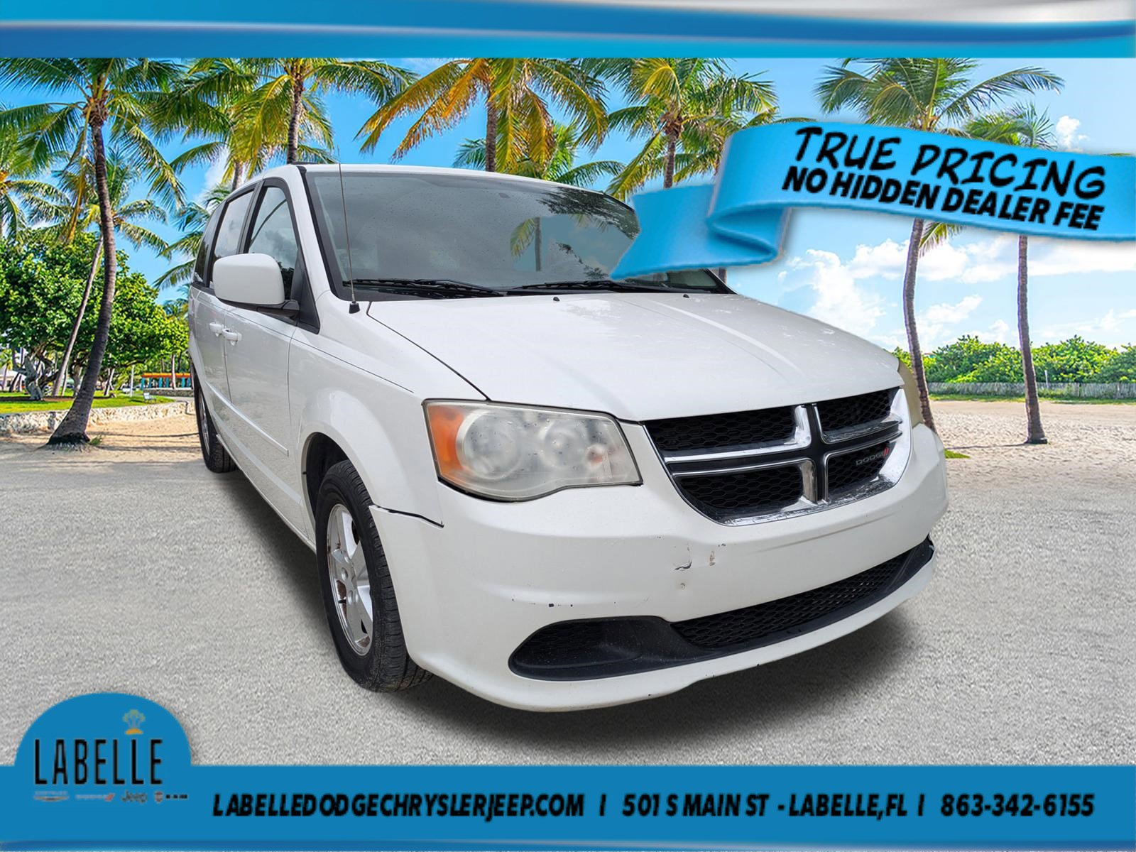 Used 2012 Dodge Grand Caravan SXT FWD image 2