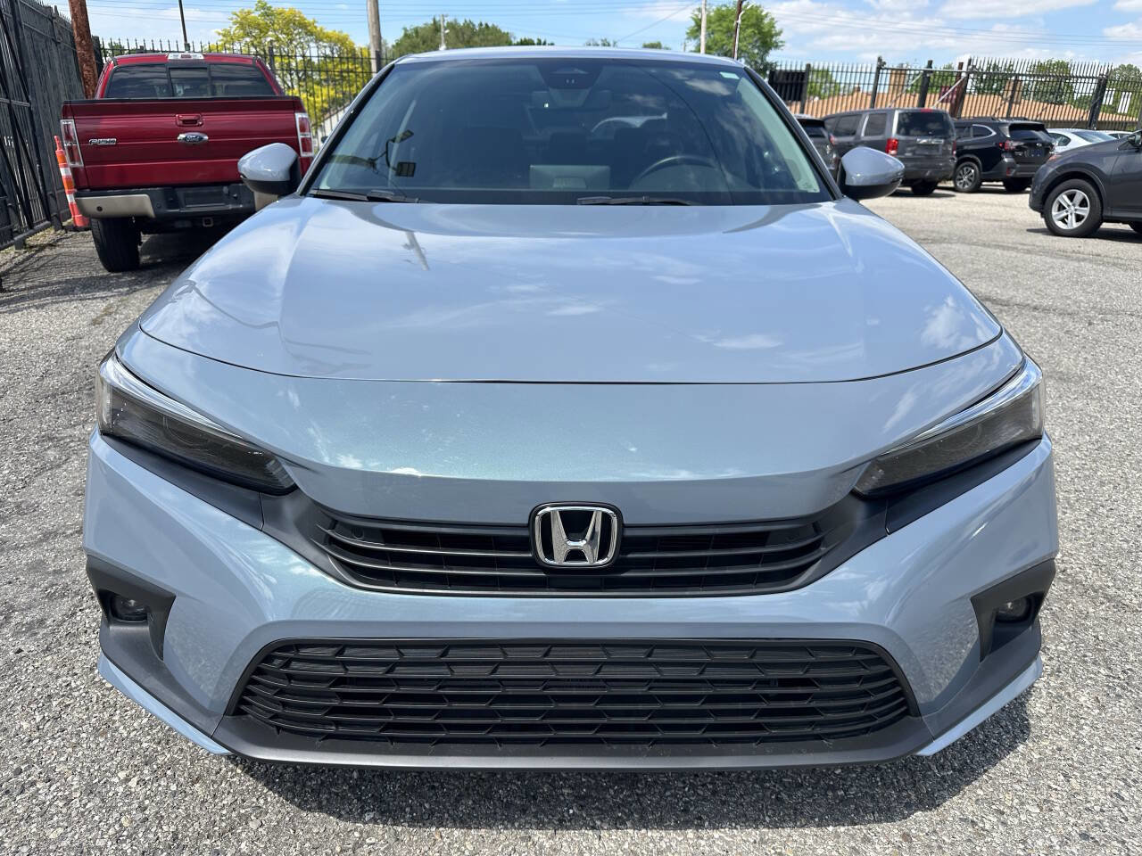Used 2023 Honda Civic Touring image 2