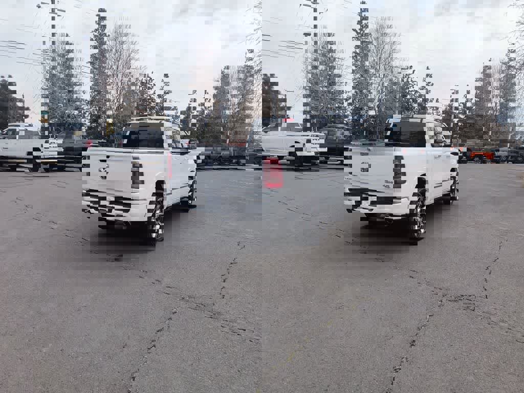 Used 2022 RAM 1500 Limited w/ Body-Colour Bumper Group image 6
