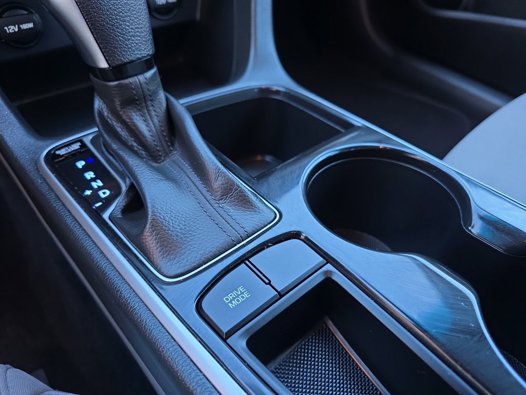 Used 2018 Hyundai Sonata ECO image 16