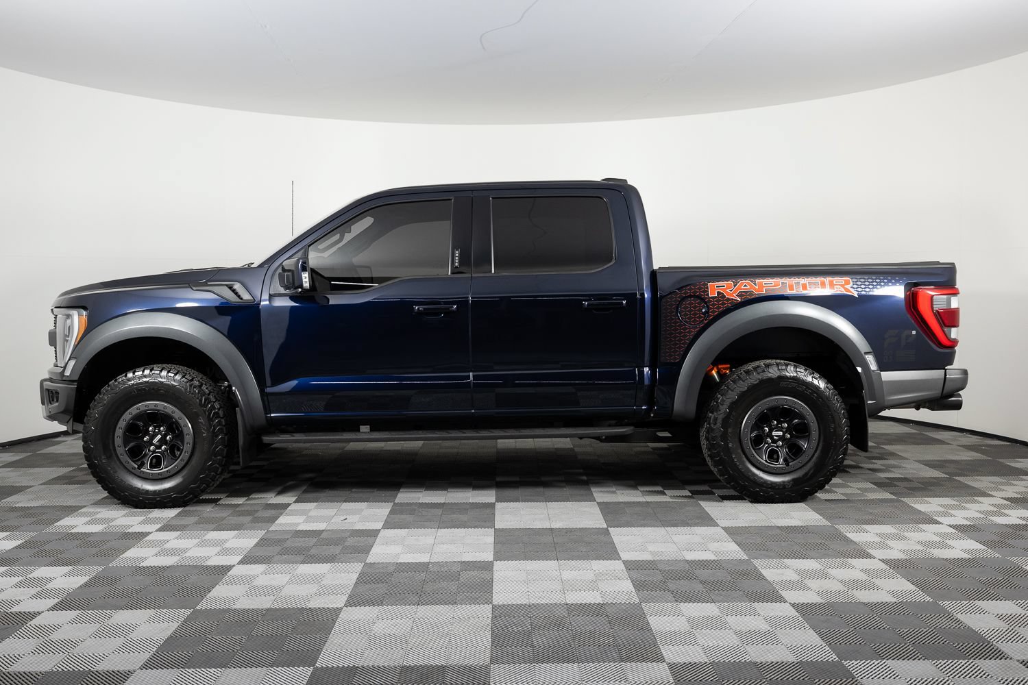 Used 2023 Ford F150 Raptor AWD/4WD image 3
