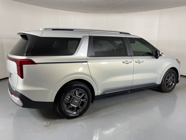 New 2026 Kia Carnival EX image 8