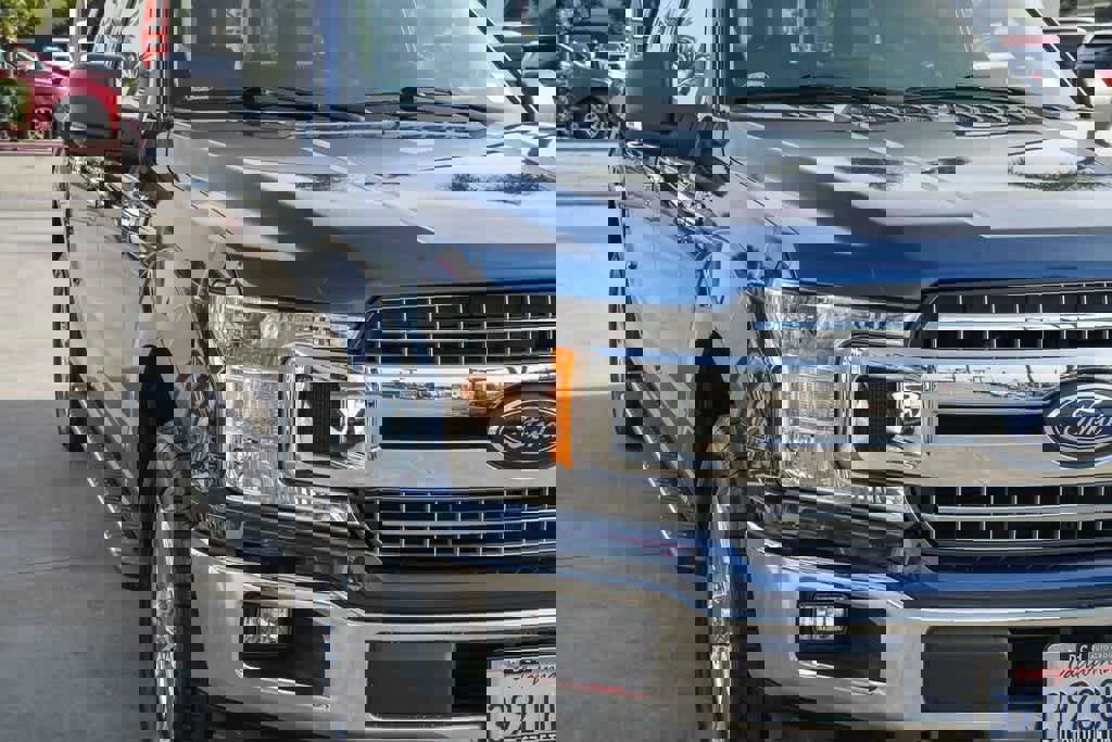 Used 2019 Ford F150 XLT w/ Equipment Group 302A Luxury image 4