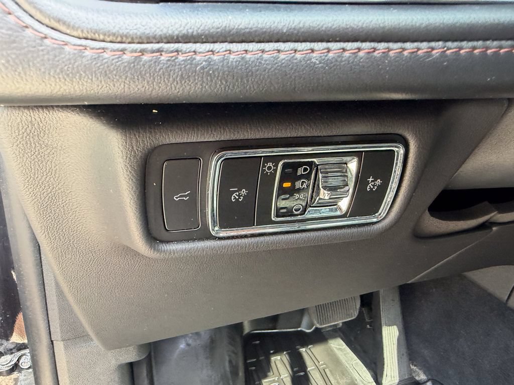 Used 2023 Lincoln Aviator Reserve w/ Elements Package Plus AWD/4WD image 13