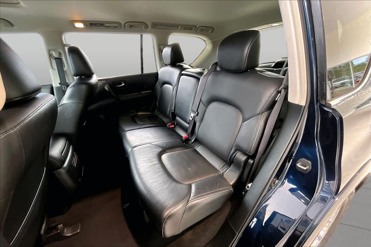 Used 2017 INFINITI QX80 2WD w/ Driver Assistance Package image 22
