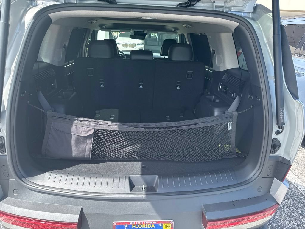 Used 2024 Hyundai Santa Fe Limited FWD image 17