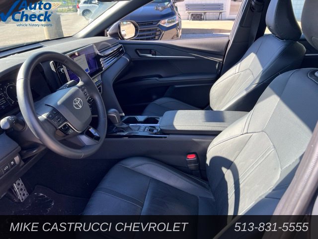 Used 2025 Toyota Camry XSE AWD/4WD image 6