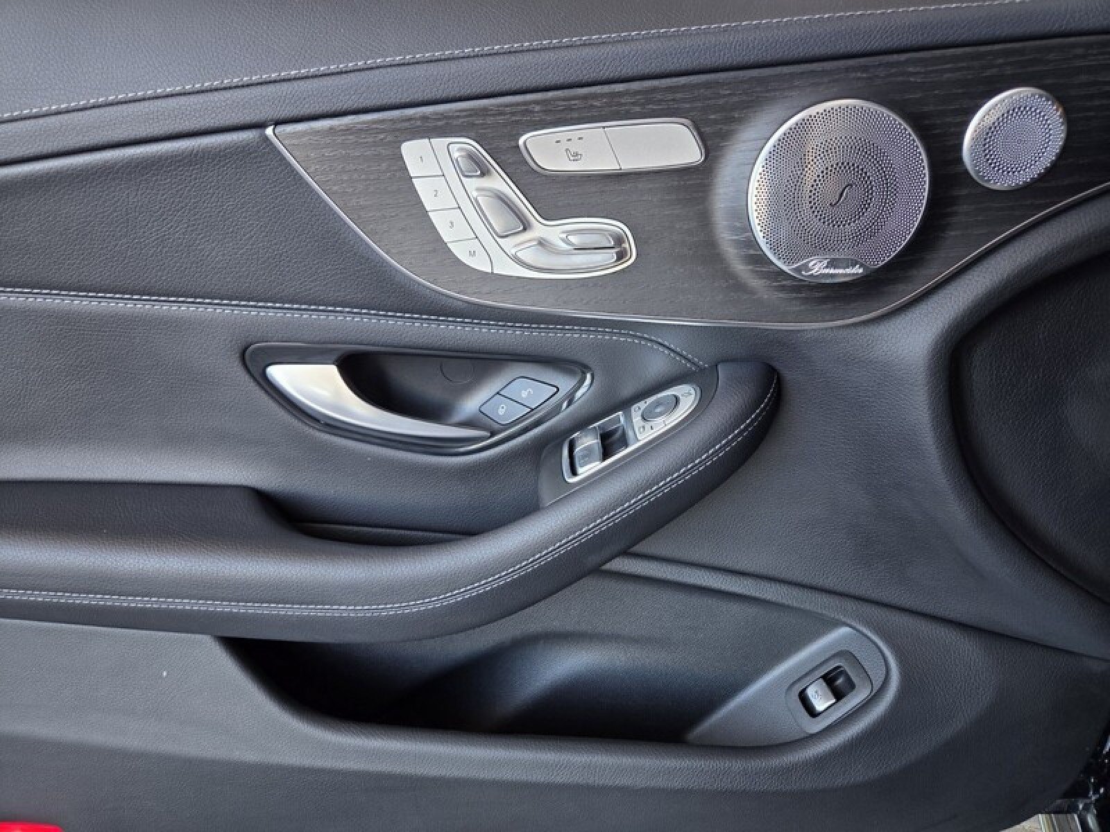Certified 2023 Mercedes-Benz C 300 Coupe image 22