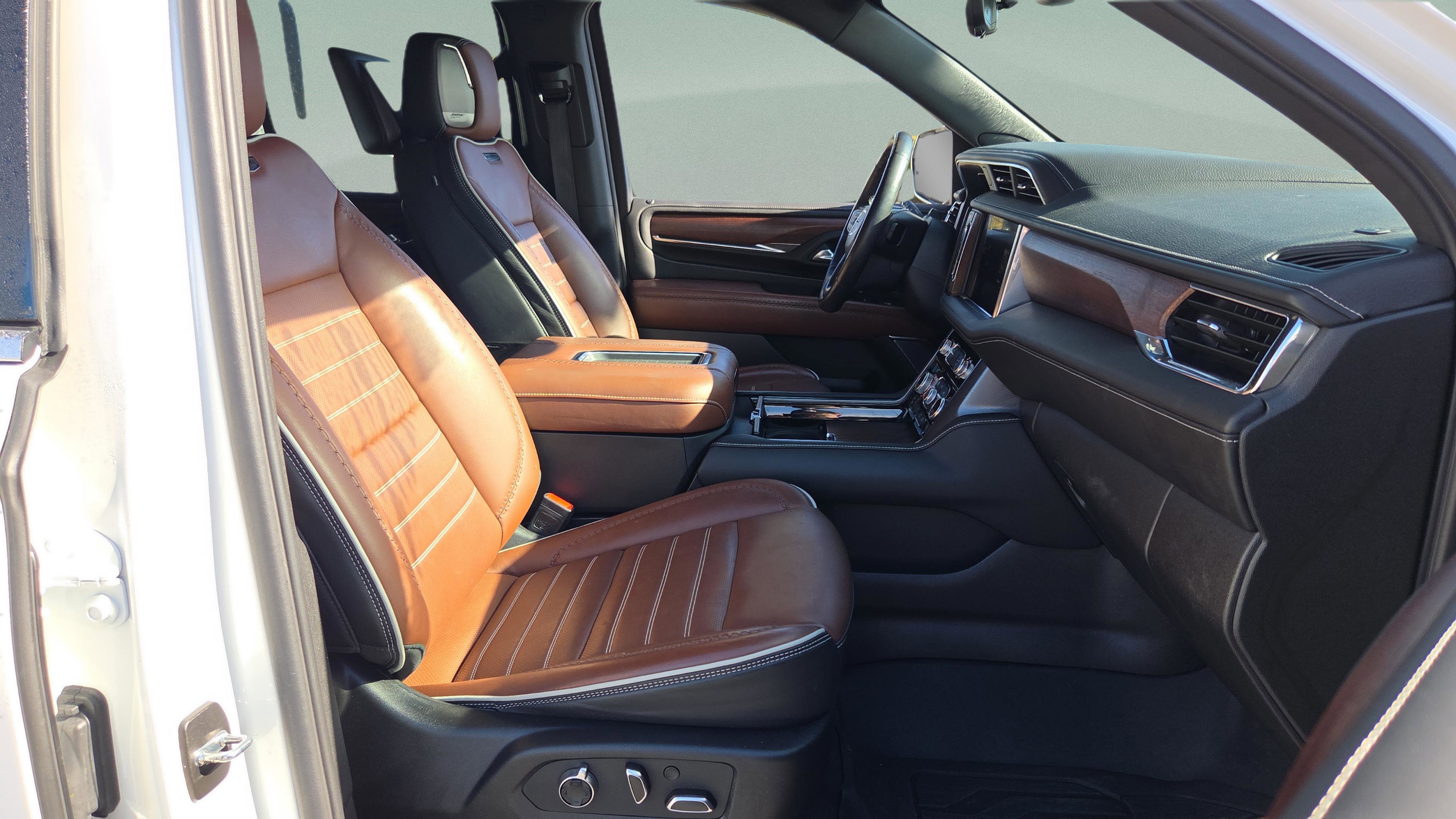 Certified 2024 GMC Yukon Denali Ultimate image 20